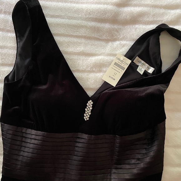 COLDWATER CREEK Black Velvet Sleeveless V-Neck Long Embellished Gown Size 12 - Picture 9 of 12